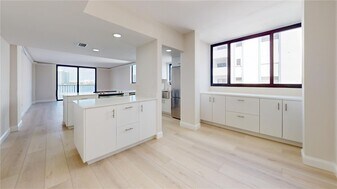 17878 N Bay Rd, Unit 407 in Sunny Isles Beach, FL - Building Photo
