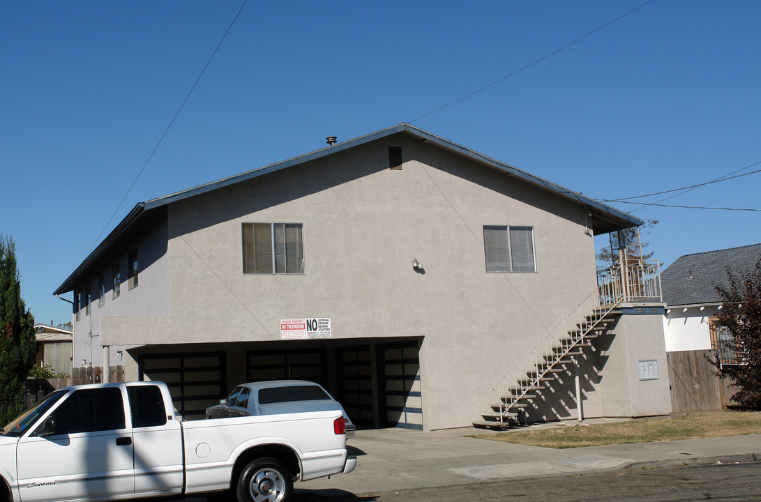 533-539 9th St in Richmond, CA - Building Photo