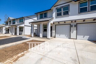 1509 Bell St in Sacramento, CA - Building Photo