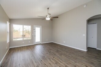 2267 E Arabian Dr in Gilbert, AZ - Building Photo - Building Photo