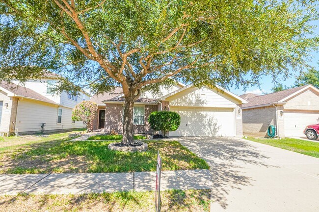 property at 18014 Shady Cypress Ln