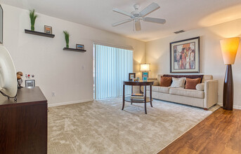 Harvard Apartments in Melbourne, FL - Building Photo - Interior Photo