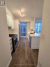 10 Navy Wharf Ct in Toronto, ON - Building Photo - Building Photo