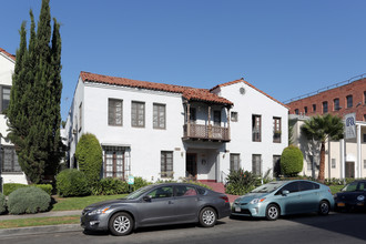 619 S Cochran Ave in Los Angeles, CA - Building Photo - Primary Photo