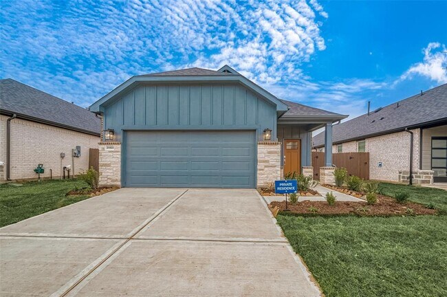 property at 20822 Carleton Lake Ln