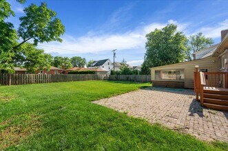 2739 Yorkshire Rd in Birmingham, MI - Building Photo - Building Photo