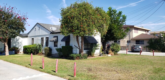 819 S Greenwood Ave in Montebello, CA - Building Photo - Primary Photo