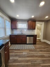 1301 Buhrer Ave, Unit 2 in Cleveland, OH - Building Photo - Building Photo