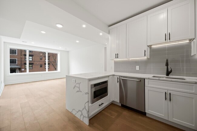 525 Jackson St in Hoboken, NJ - Building Photo - Building Photo