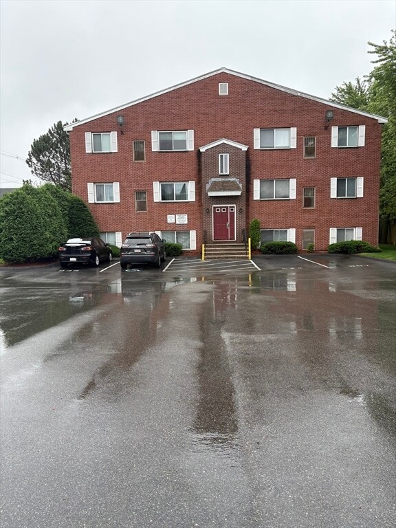 35 Prospect St in Woburn, MA - Building Photo - Building Photo
