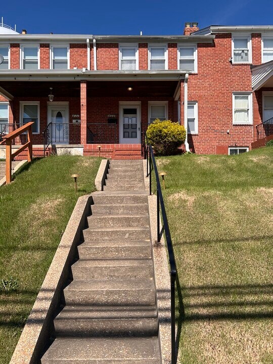 433 Pembrooke Blvd in Baltimore, MD - Building Photo
