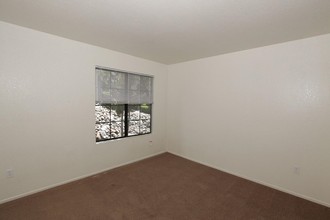 Forest Meadows Apartments in Flagstaff, AZ - Building Photo - Interior Photo