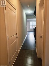 33 Hollywood Ct in Cambridge, ON - Building Photo - Building Photo