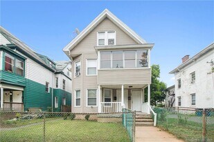 134 Shelton Ave, Unit unit 2 in New Haven, CT - Building Photo