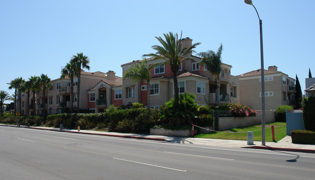 Villa Milano in Huntington Beach, CA - Building Photo - Building Photo