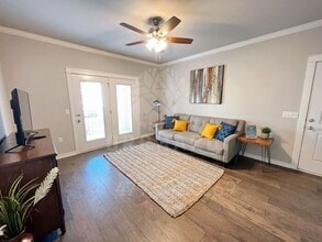 1901 E Brookview Cir in Siloam Springs, AR - Building Photo - Building Photo