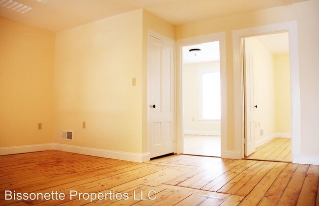 147 N Union St in Burlington, VT - Building Photo - Building Photo