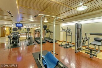 2200 N Westmoreland St, Unit Unit 516 in Arlington, VA - Foto de edificio - Building Photo