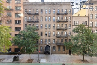 333 E 52nd St in New York, NY - Building Photo - Building Photo