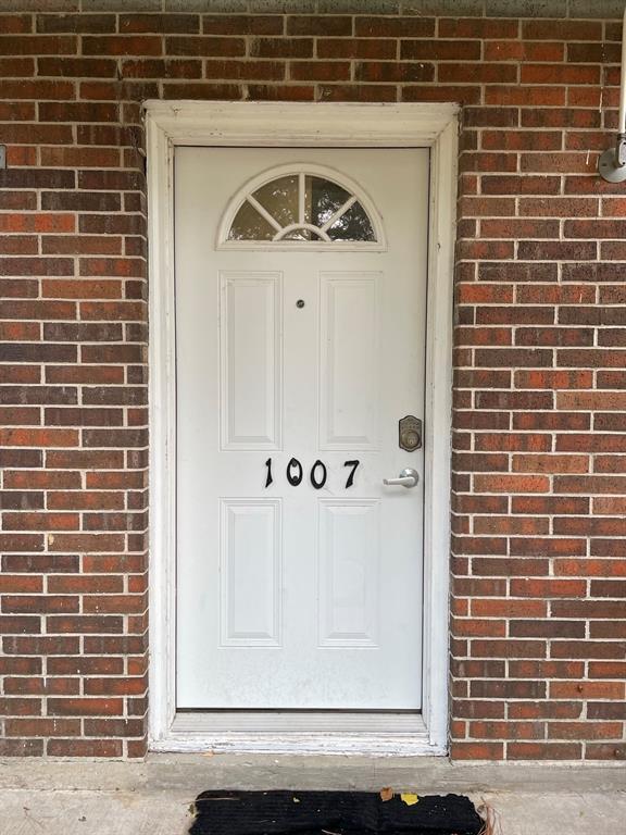1007 Thomason St in Huntsville, TX - Building Photo - Building Photo