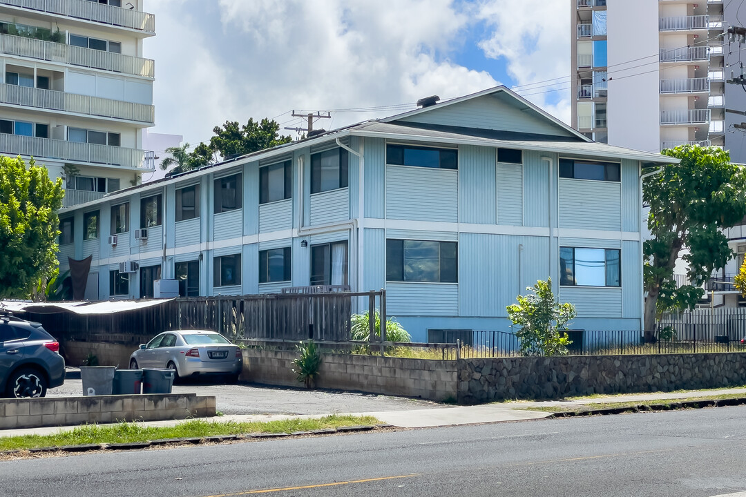 1604-1610 Keeaumoku St in Honolulu, HI - Building Photo