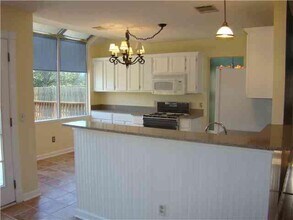 2905 Six Gun Trail in Austin, TX - Building Photo - Building Photo