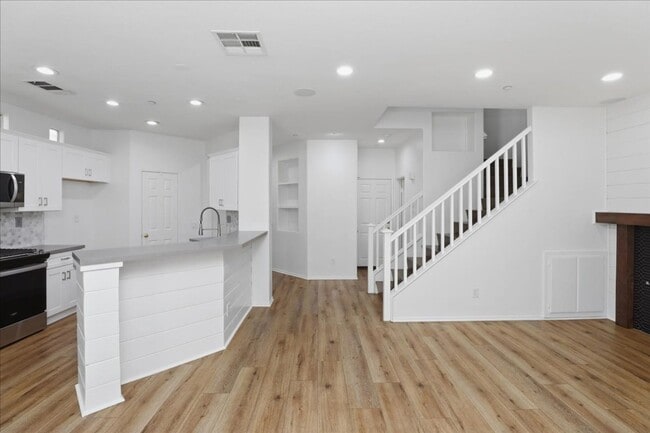 11309 rasmussen court in Riverside, CA - Foto de edificio - Building Photo