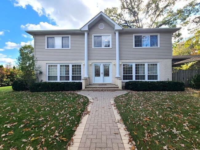 property at 1206 Lynn Terrace