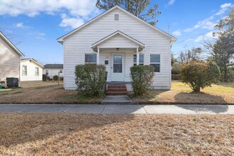 1314 Nun St in Wilmington, NC - Foto de edificio - Building Photo