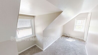 807 Winston Dr in Fairborn, OH - Building Photo - Building Photo