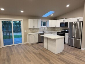 19210 SE 259th Pl in Covington, WA - Building Photo - Building Photo