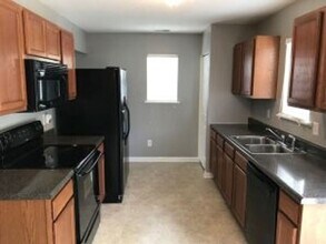 734 McNamara Ln in Columbia, SC - Building Photo - Building Photo