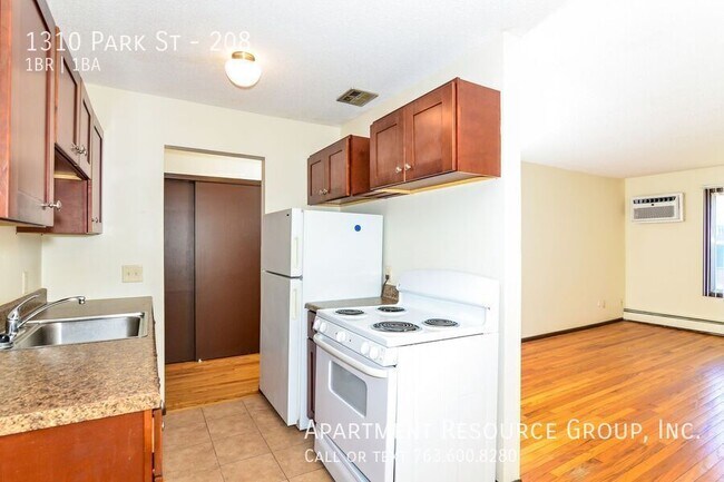 property at 1310 N Park St