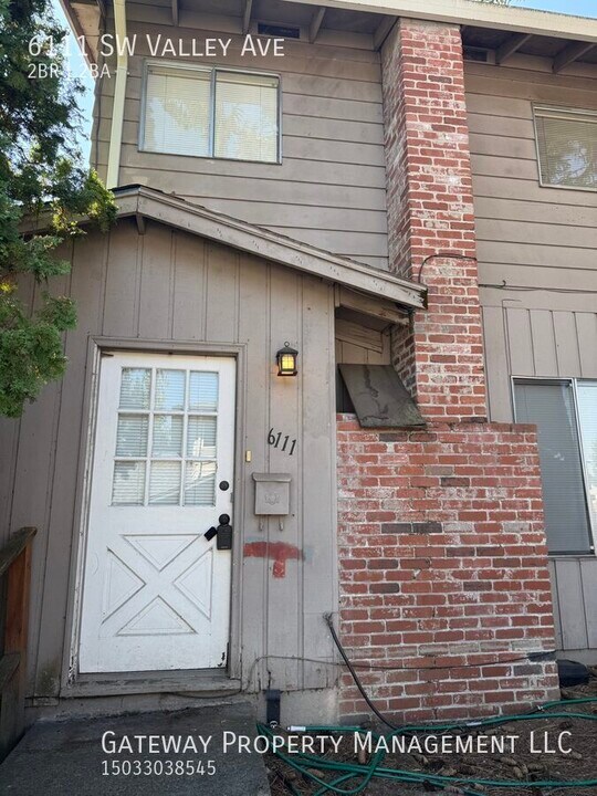 6111 SW Valley Ave in Beaverton, OR - Building Photo