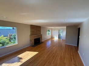 3442 NW 62nd St in Seattle, WA - Building Photo - Building Photo