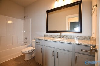 702 Sluice Dr SW in Huntsville, AL - Building Photo - Building Photo