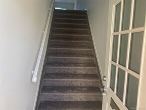 520 Dawson Ln in Jericho, NY - Building Photo - Building Photo