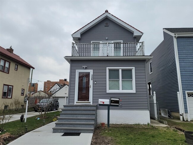 property at 130 W Fulton St