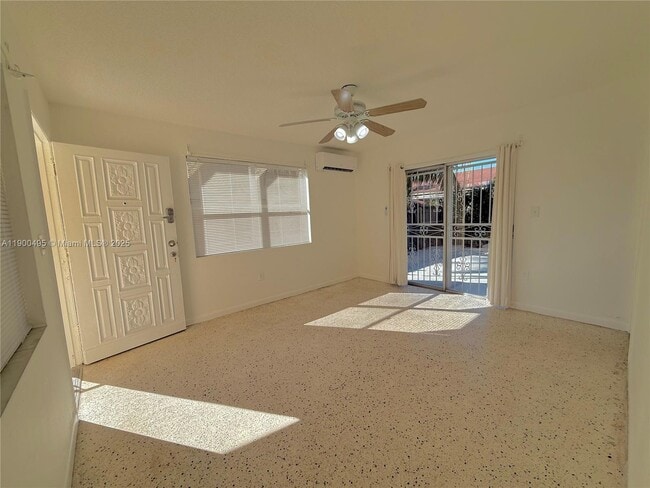 4351 NW 5th St in Miami, FL - Building Photo - Building Photo