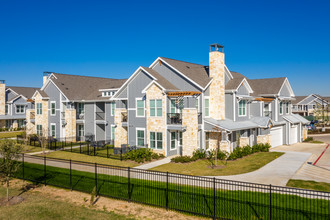 Lakeside Row in Cypress, TX - Building Photo - Building Photo