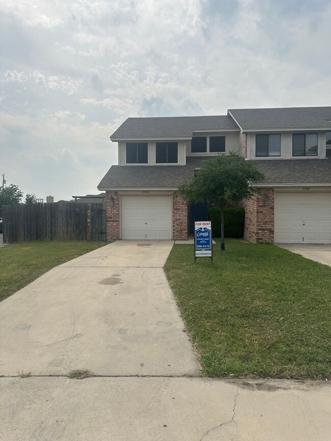 property at 2308 Wales Cir