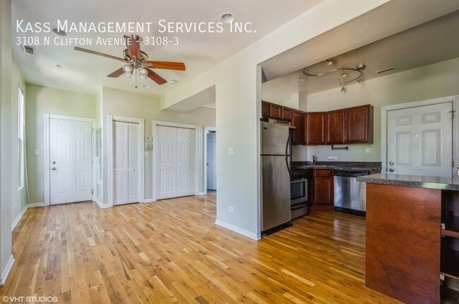 3108 N Clifton Ave in Chicago, IL - Building Photo - Building Photo