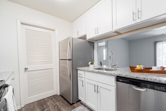 The Landings Apartment Homes in Absecon, NJ - Building Photo - Building Photo