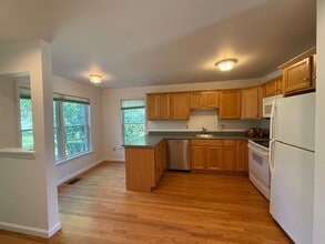 68 Rosemary Way in Rhinebeck, NY - Building Photo - Building Photo