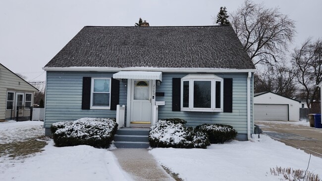 property at 2000 32nd St