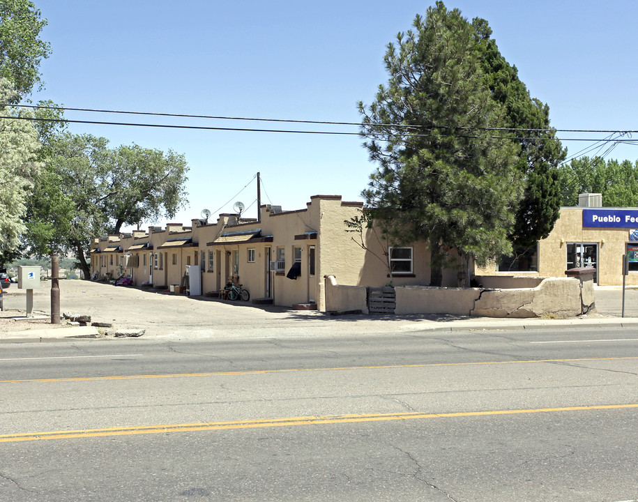 1809 Santa Fe Dr in Pueblo, CO - Building Photo