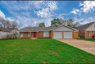 19331 Gagelake Ln in Houston, TX - Building Photo - Building Photo