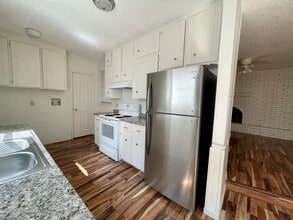 610 N Elkhart Ave in Lubbock, TX - Building Photo - Building Photo