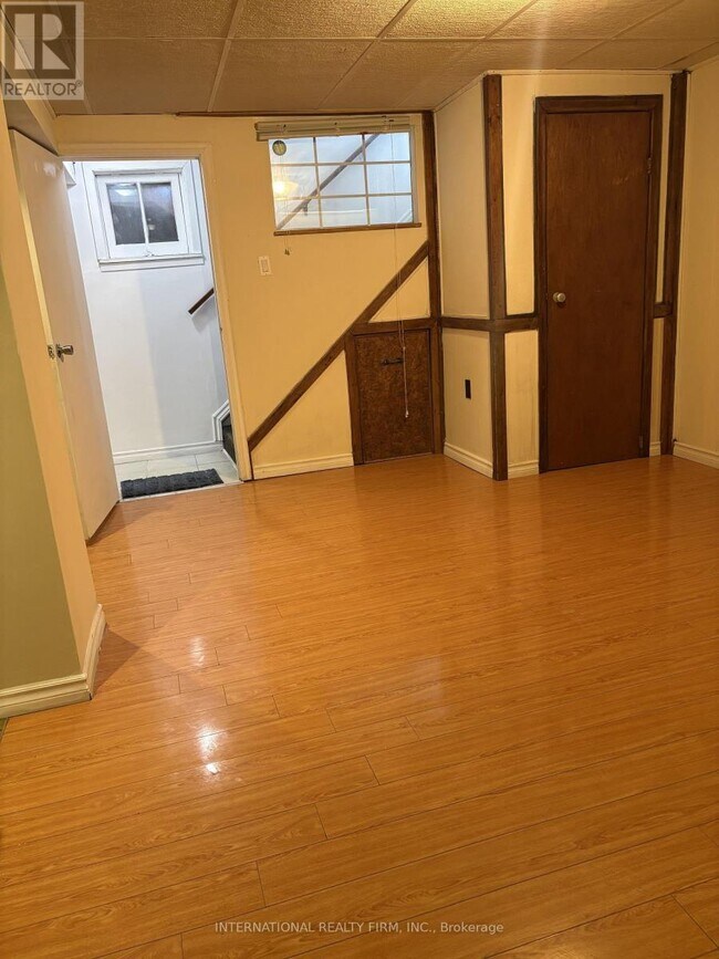 397 Centre St E in Richmond Hill, ON - Building Photo - Building Photo