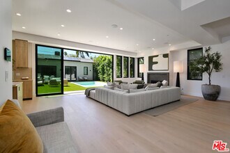 4433 Kraft Ave in Los Angeles, CA - Building Photo - Building Photo
